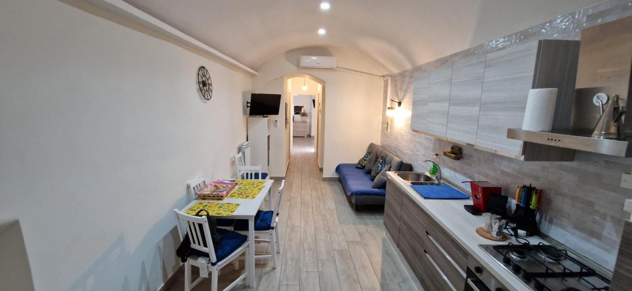 Neapolitan Roo Apartment Bagian luar foto